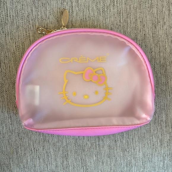 Hello Kitty Cremé Makeup Bag - Picture 2 of 10